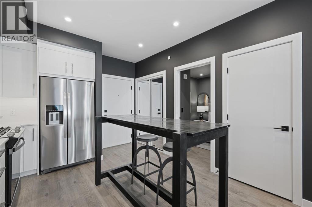 Single Family House for Sale in   A Street NW West Hillhurst Calgary 