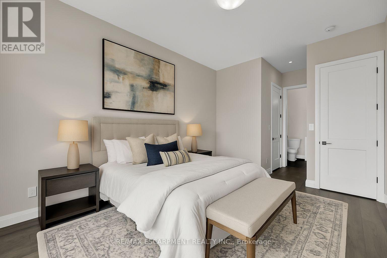 Photo 12 of 924 Garden Court Crescent, Woodstock ON