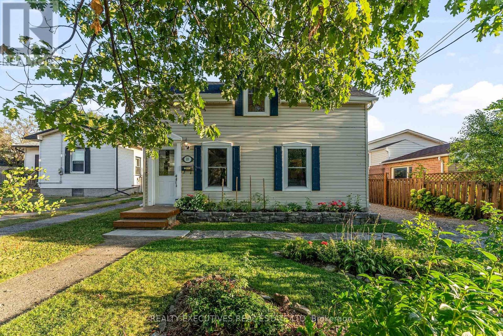Photo 35 of 89 Churchill Street, Kingston ON