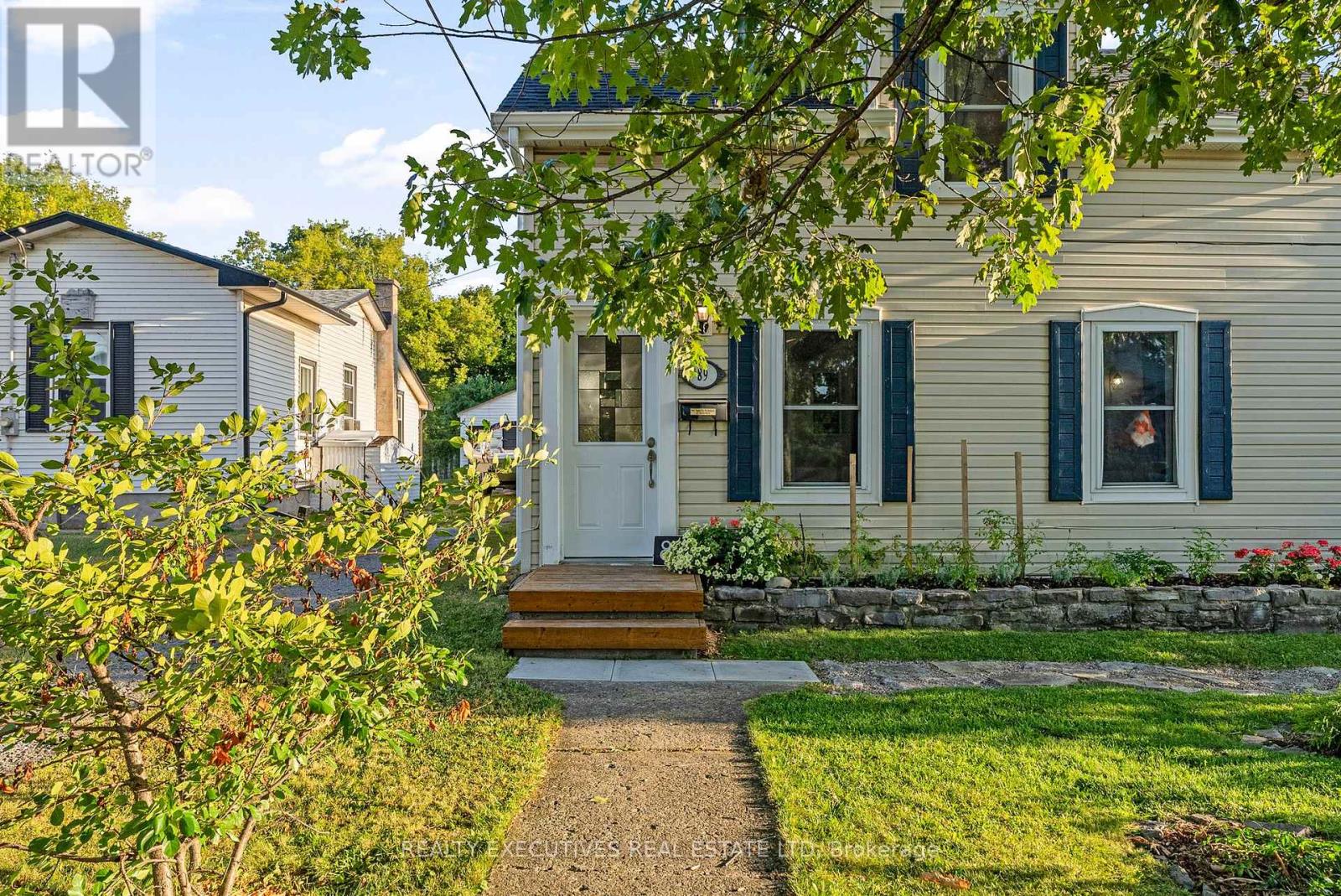 Photo 32 of 89 Churchill Street, Kingston ON