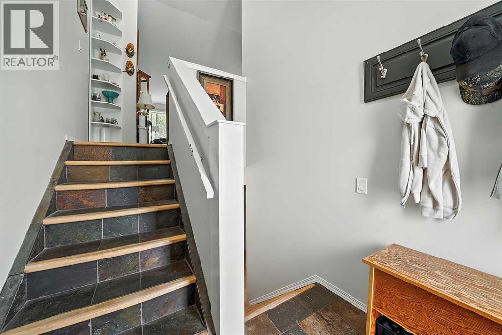 Photo 13 of 25 Leung Place, Blackfalds AB