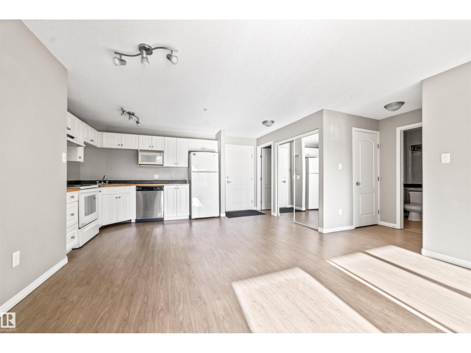 Photo 1 of 210 5350 199 St Nw, Edmonton AB