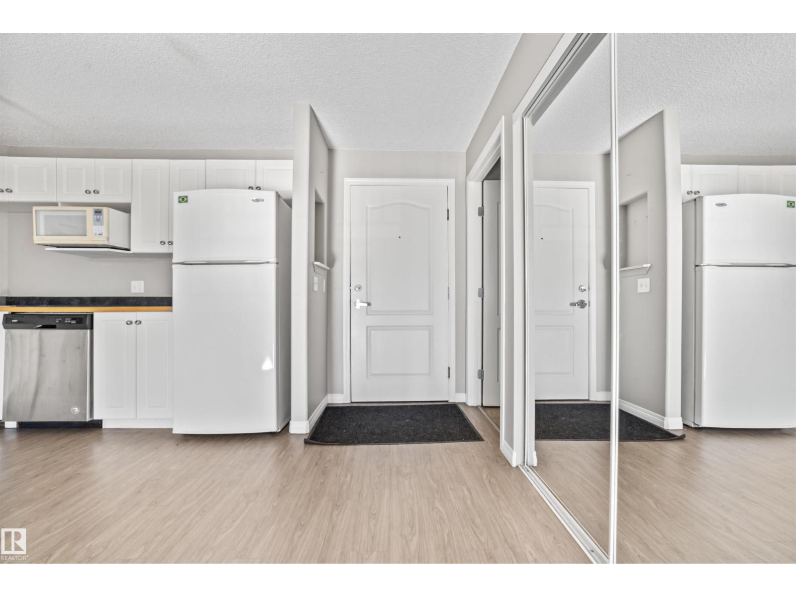 Photo 32 of 210 5350 199 St Nw, Edmonton AB