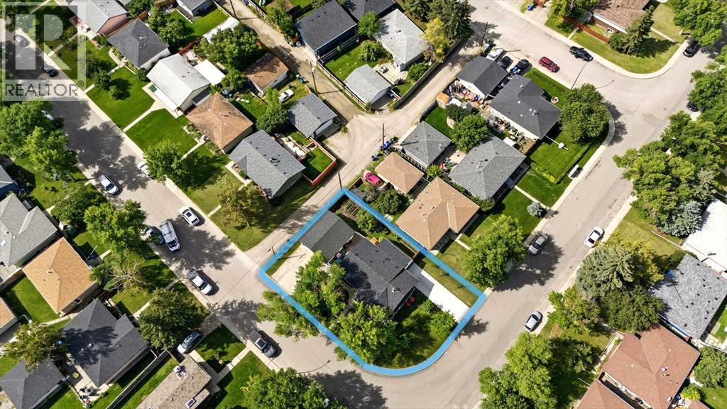 Single Family House Bungalow for Sale in  Cottonwood Crescent SE Southview Calgary 