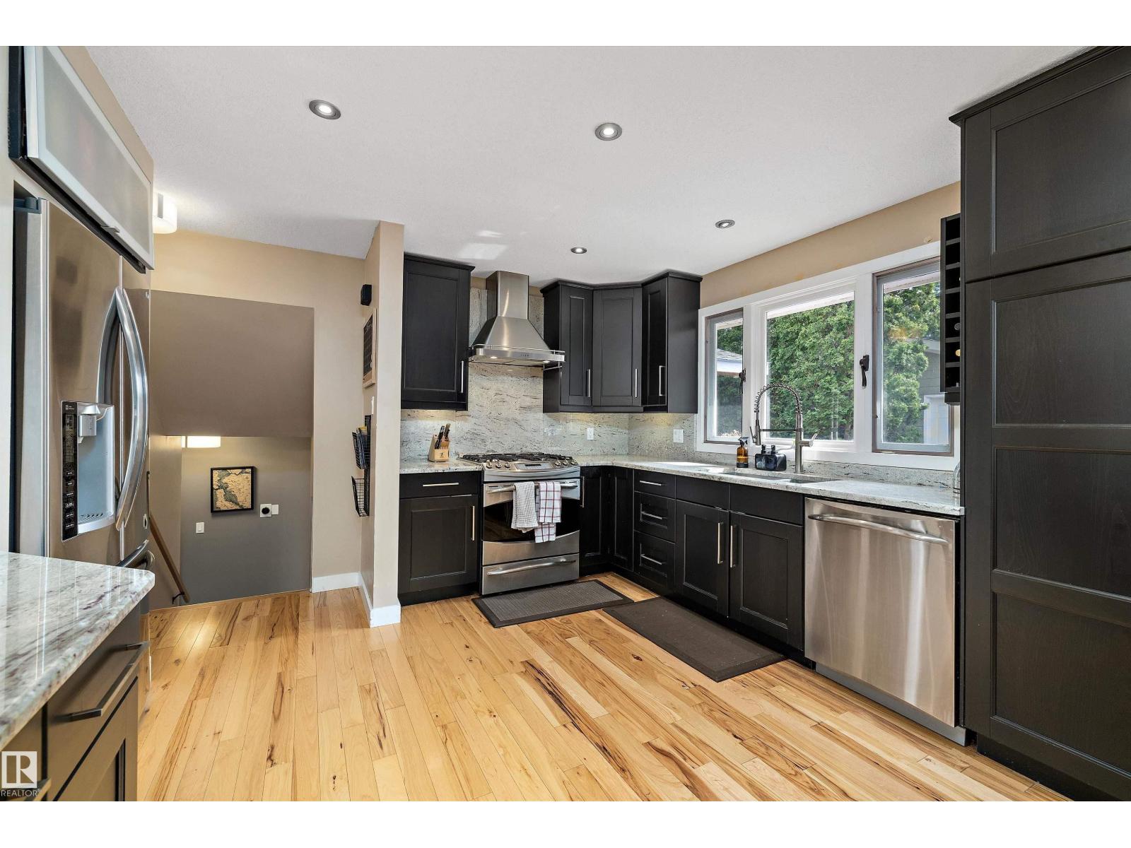 Photo 57 of 5419 143 St Nw, Edmonton AB