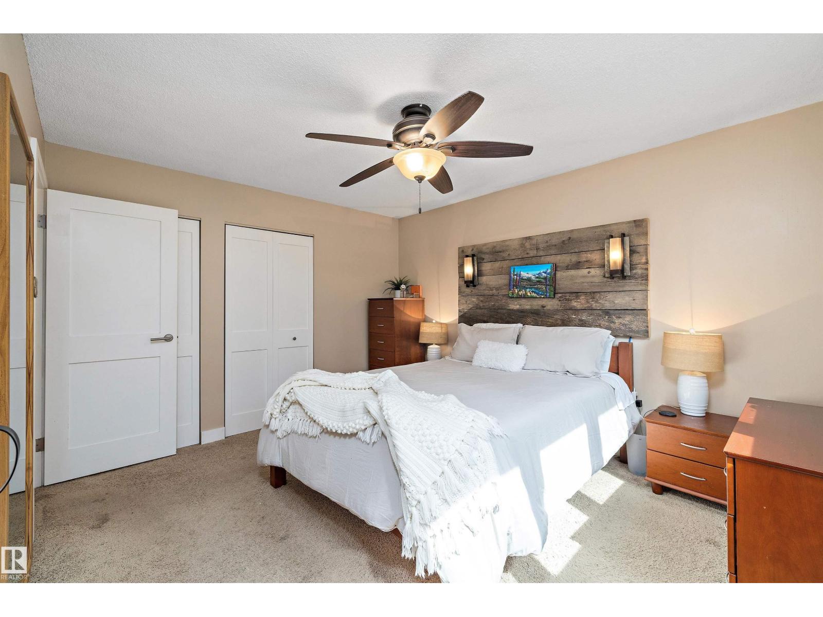 Photo 10 of 5419 143 St Nw, Edmonton AB