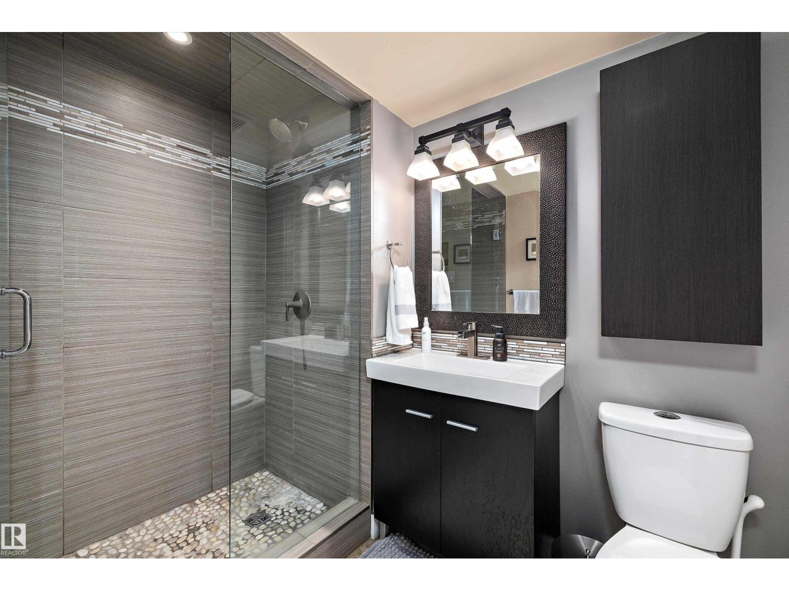 Photo 8 of 5419 143 St Nw, Edmonton AB