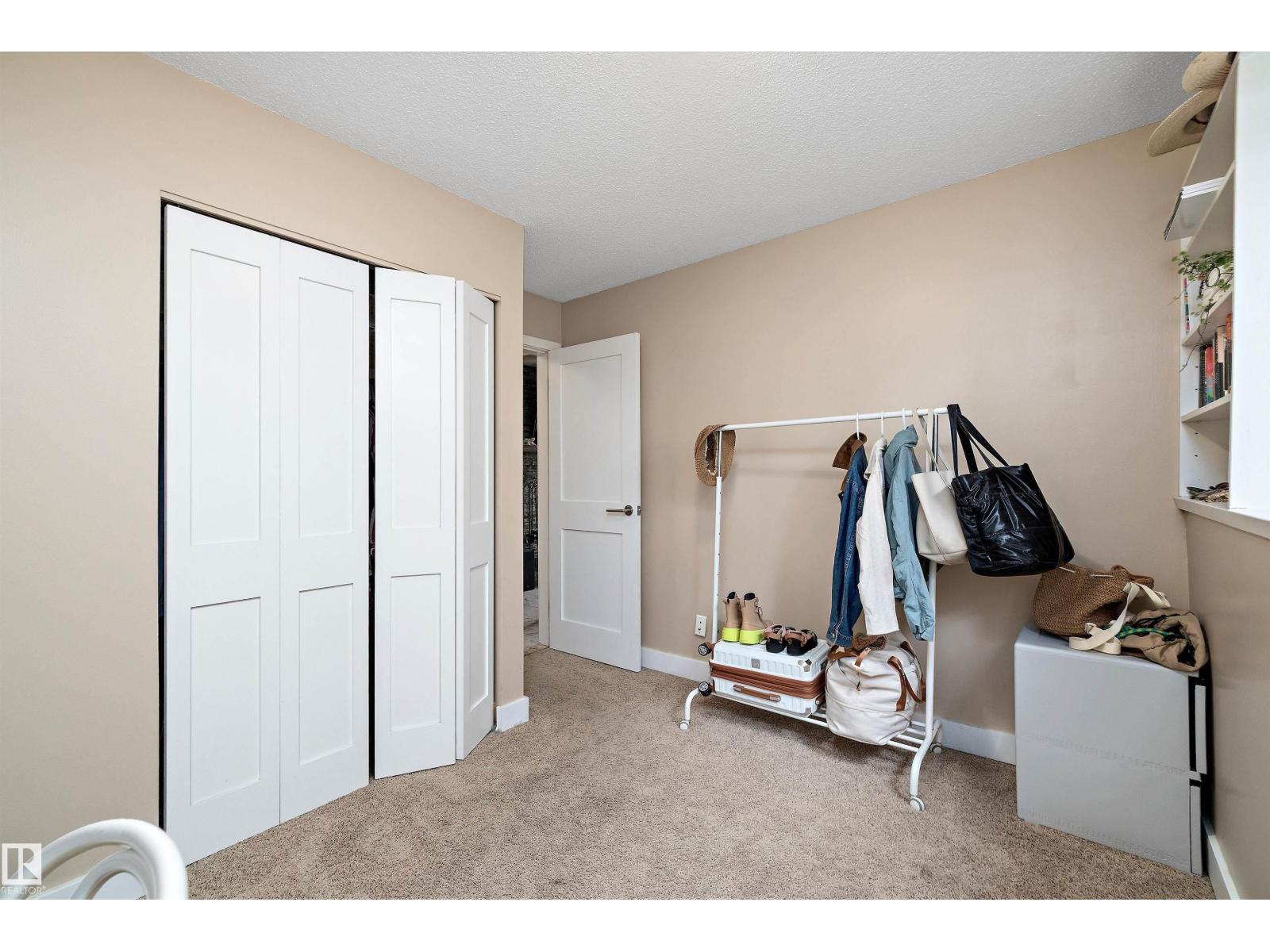 Photo 30 of 5419 143 St Nw, Edmonton AB