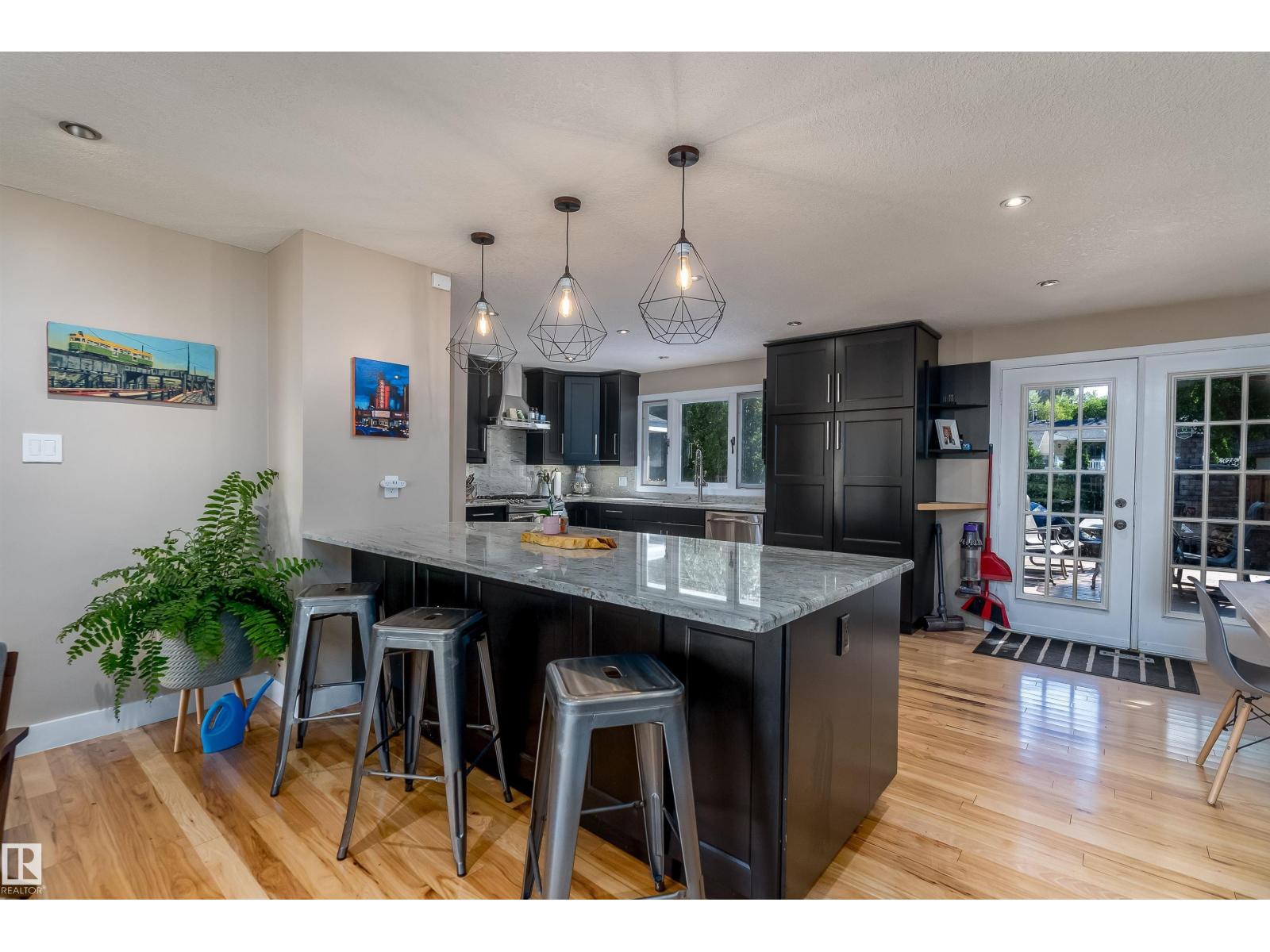 Photo 24 of 5419 143 St Nw, Edmonton AB
