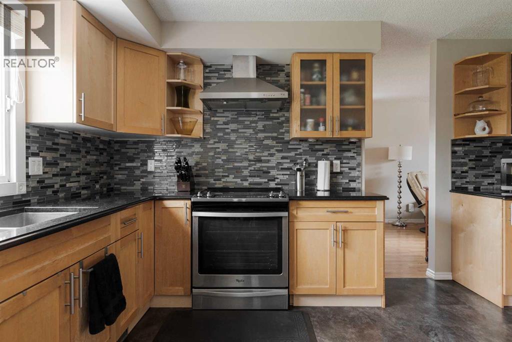Photo 16 of 153 Parmenter Crescent, Fort Mcmurray AB