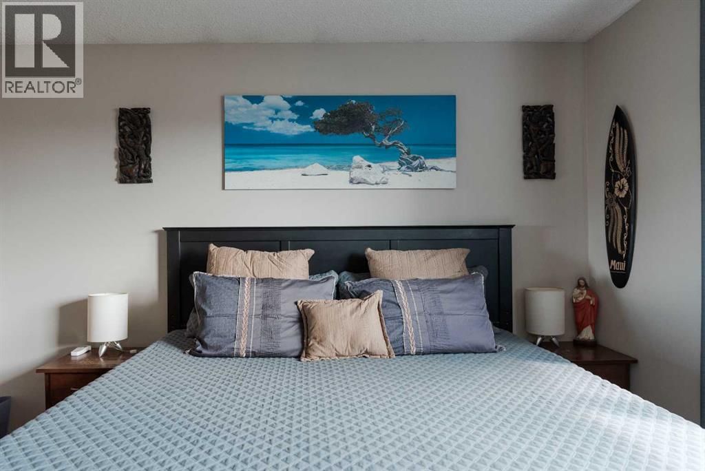 Photo 23 of 153 Parmenter Crescent, Fort Mcmurray AB
