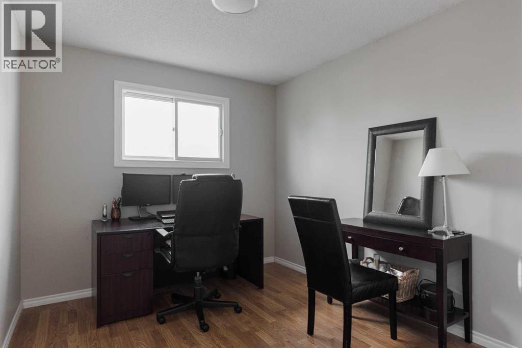 Photo 28 of 153 Parmenter Crescent, Fort Mcmurray AB