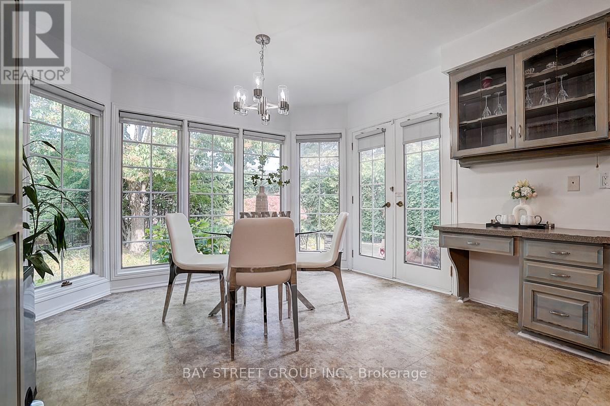 Photo 13 of 342 Regal Briar Street, Whitby ON