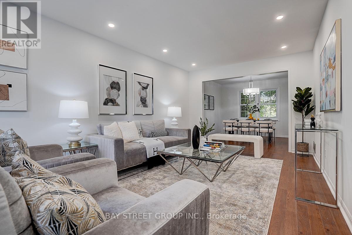 Photo 24 of 342 Regal Briar Street, Whitby ON