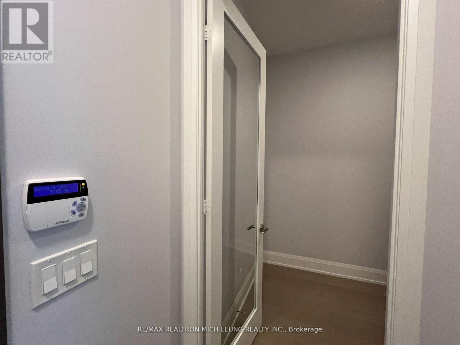 Photo 7 of 103 25 Water Walk Drive, Markham ON