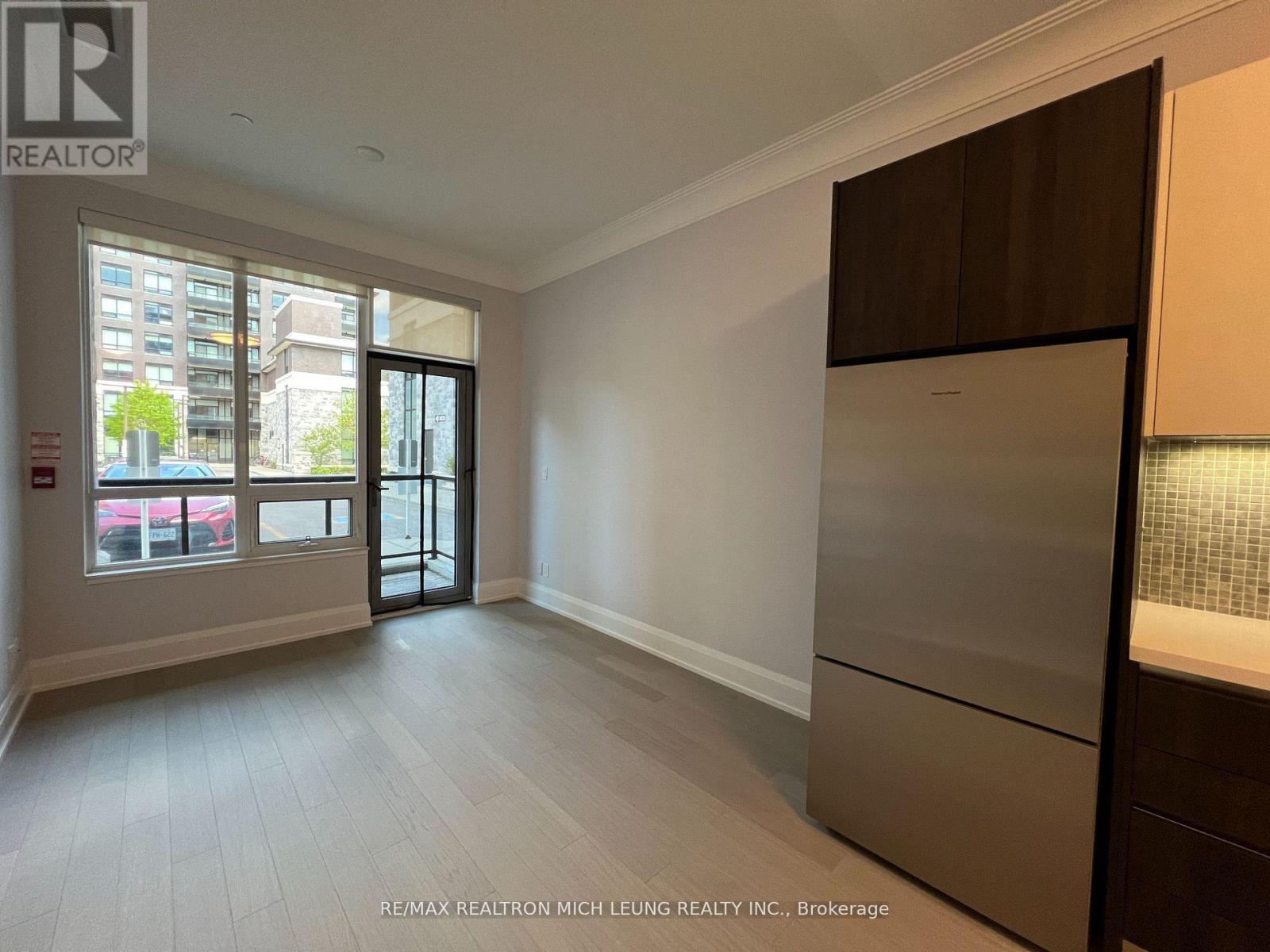 Photo 21 of 103 25 Water Walk Drive, Markham ON