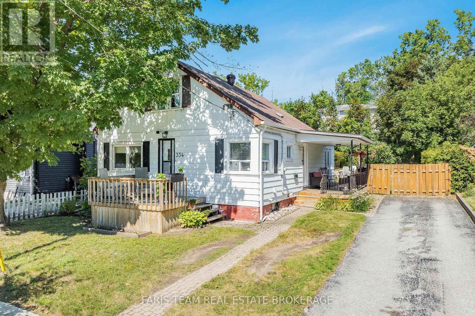 Photo 1 of 334 Harvey Street, Orillia ON