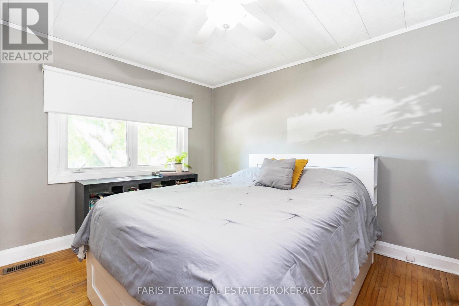 Photo 17 of 334 Harvey Street, Orillia ON