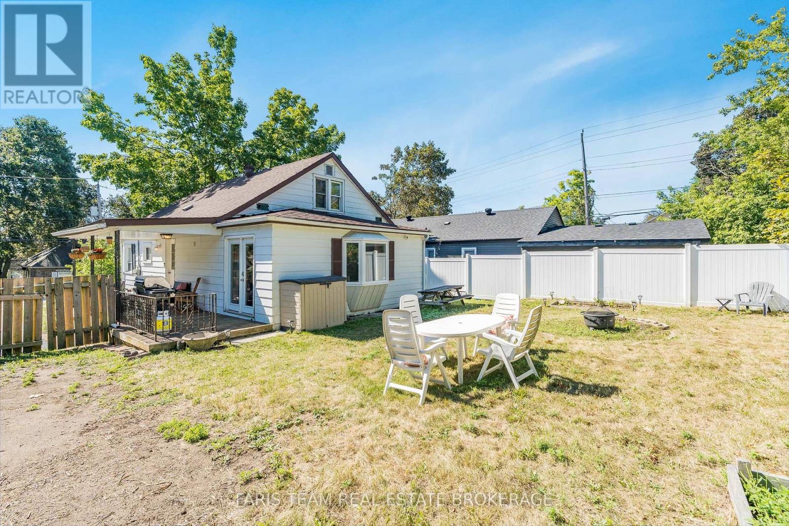 Photo 23 of 334 Harvey Street, Orillia ON