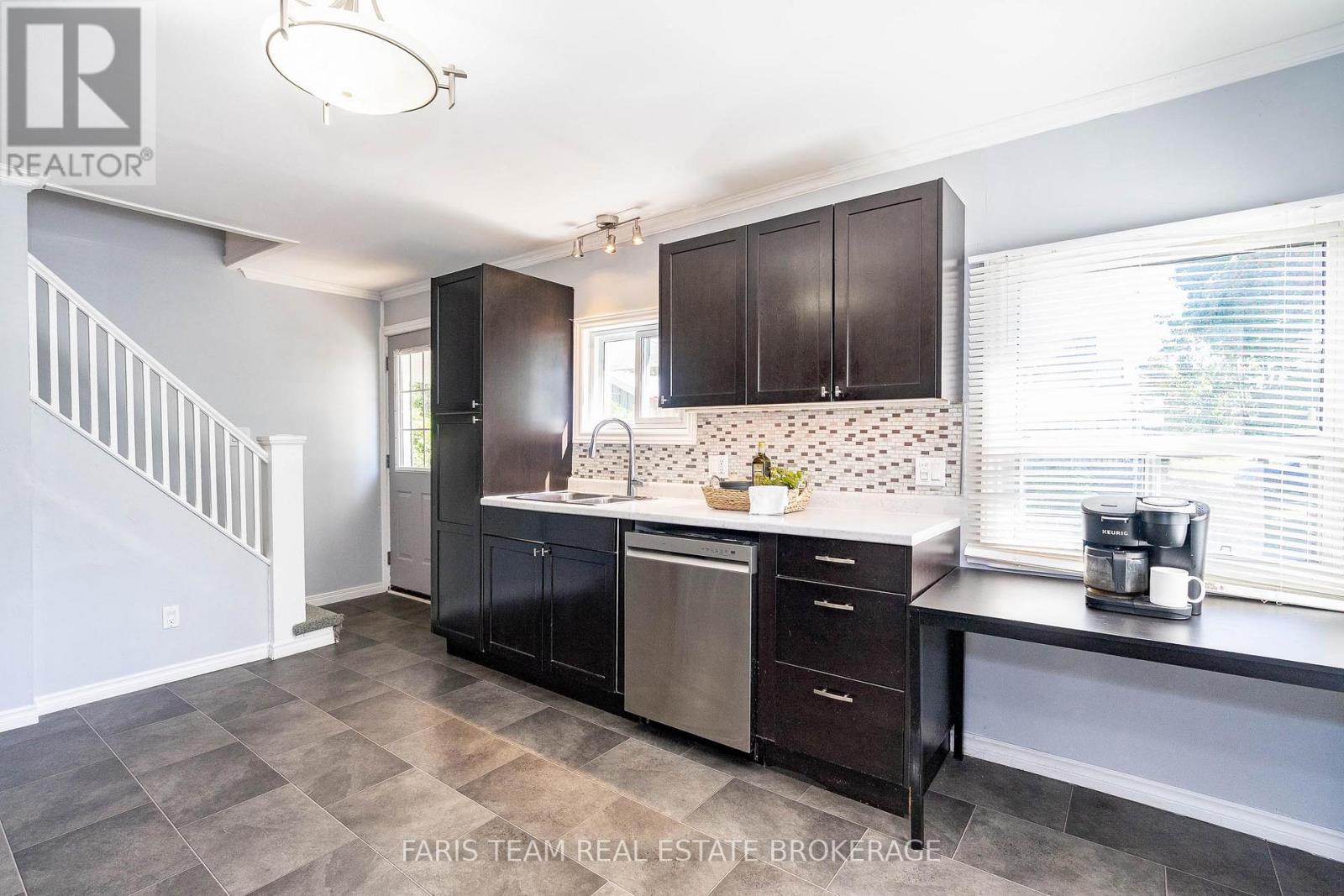 Photo 19 of 334 Harvey Street, Orillia ON