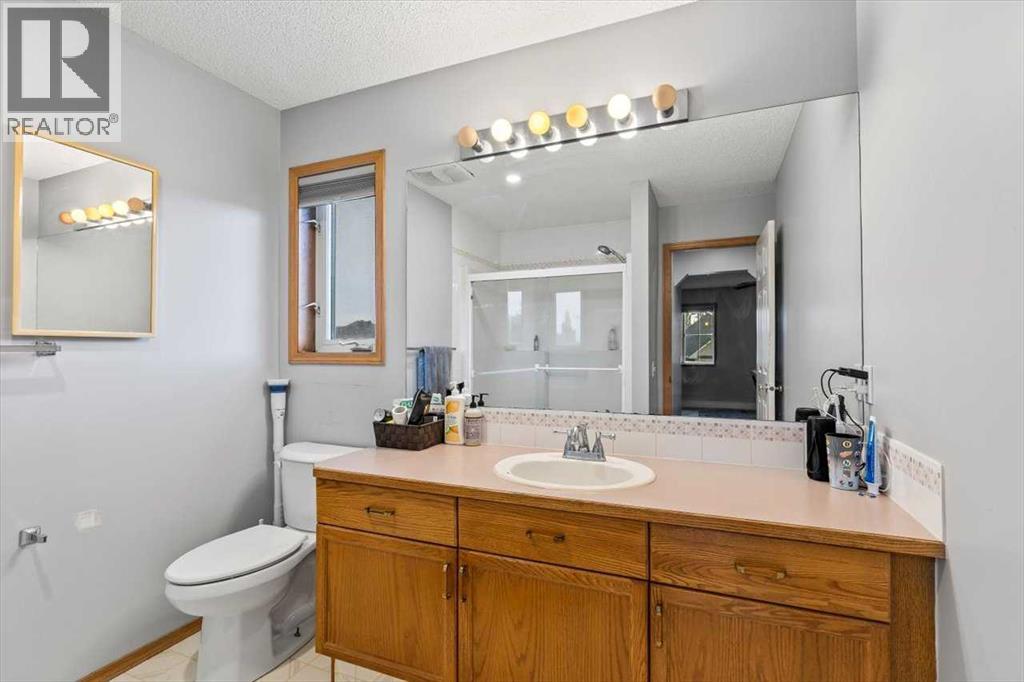 Photo 42 of 12 Inverness Boulevard Se, Calgary AB