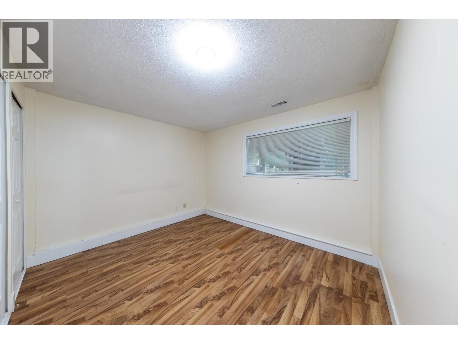 Photo 11 of 10031 2nd Avenue, Richmond BC