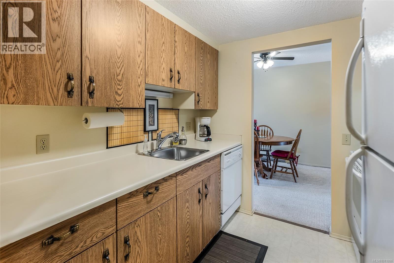 Photo 13 of 403 3555 Outrigger Rd, Nanoose Bay BC