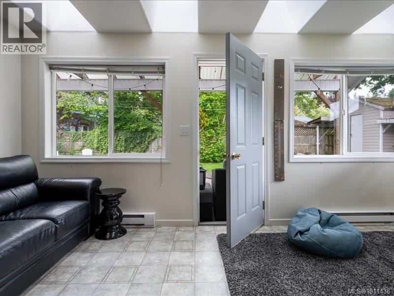 Photo 34 of 521 Arbutus St, Qualicum Beach BC