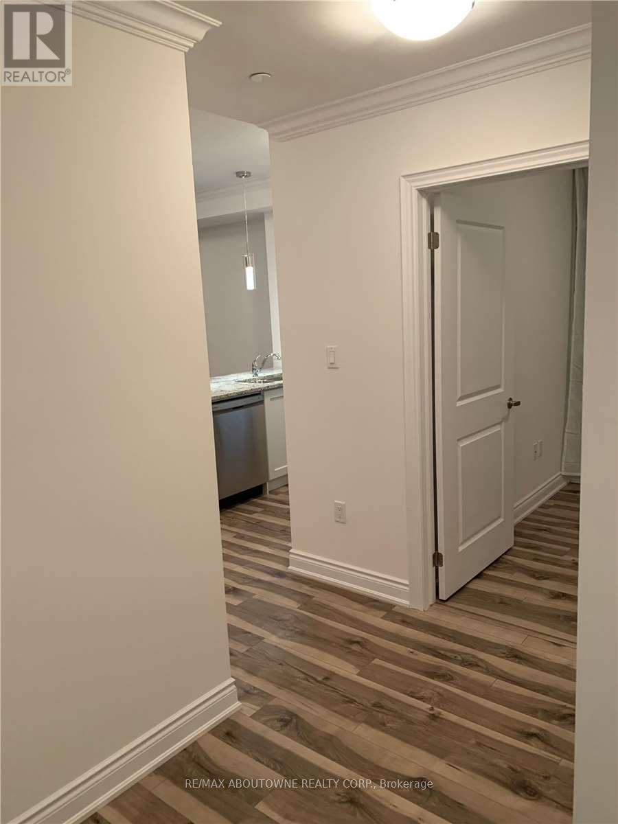 Photo 5 of 510 101 Shoreview Place, Hamilton ON
