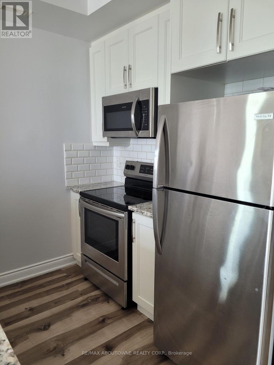 Photo 9 of 510 101 Shoreview Place, Hamilton ON