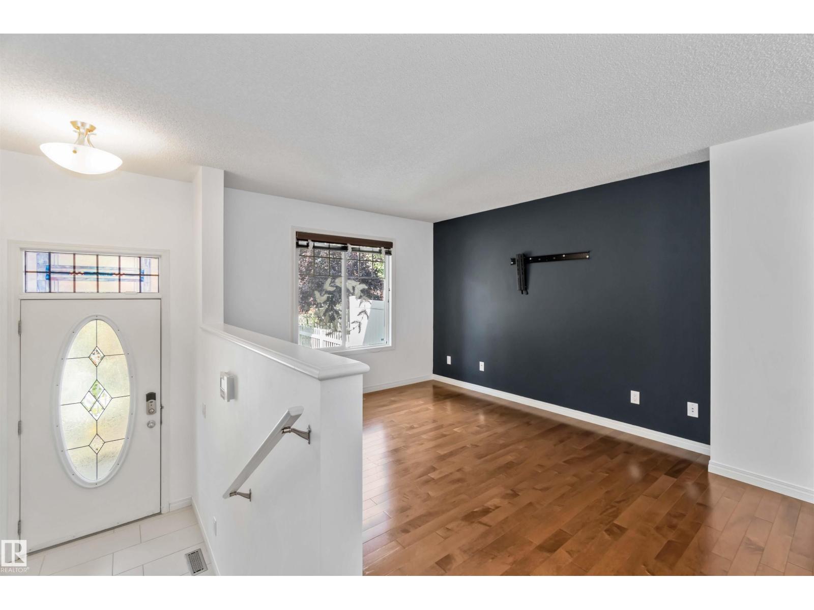 Photo 11 of 56 460 Hemingway Rd Nw, Edmonton AB