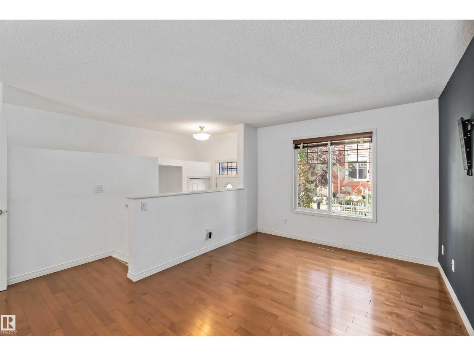 Photo 13 of 56 460 Hemingway Rd Nw, Edmonton AB