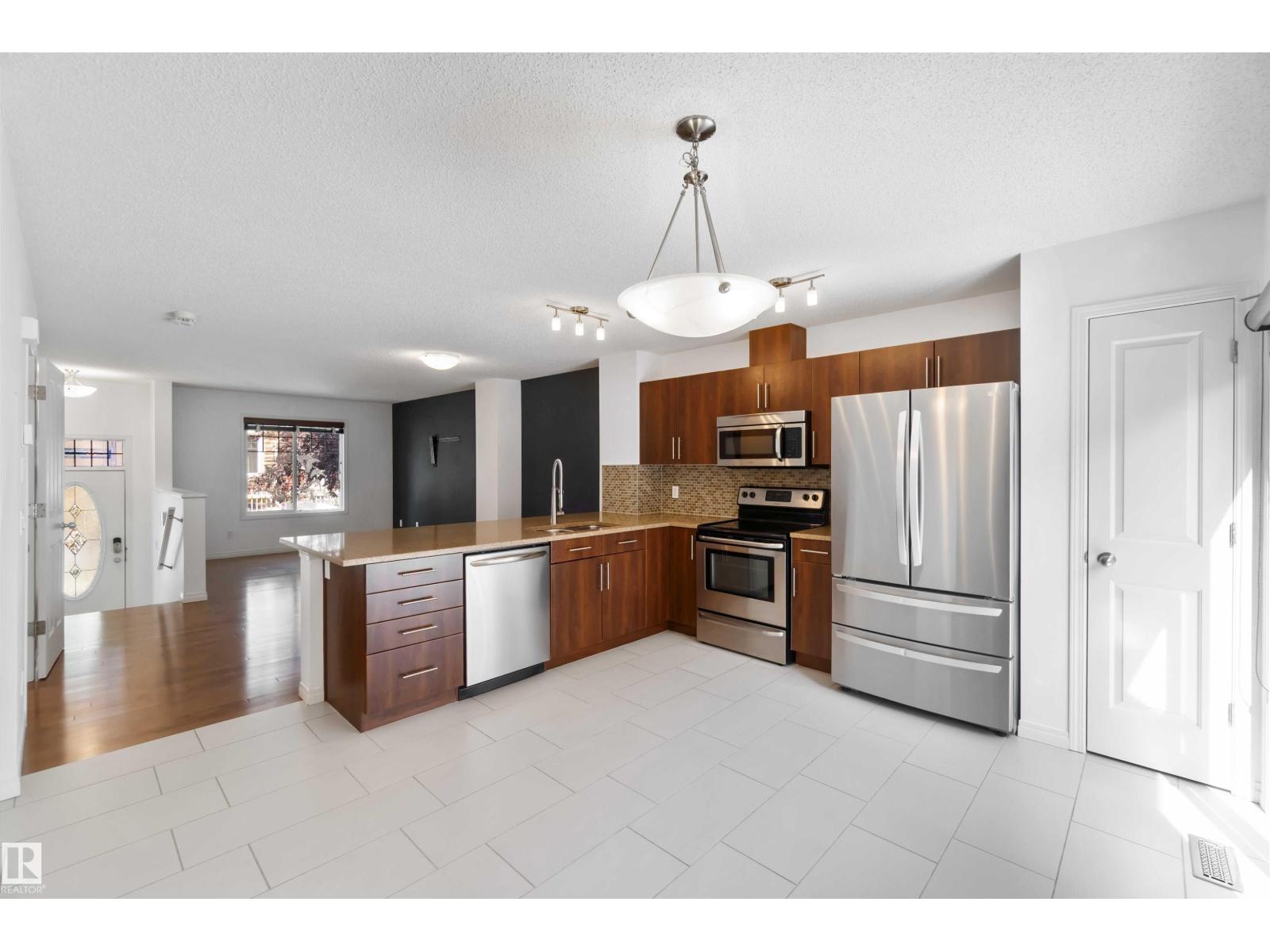 Photo 18 of 56 460 Hemingway Rd Nw, Edmonton AB