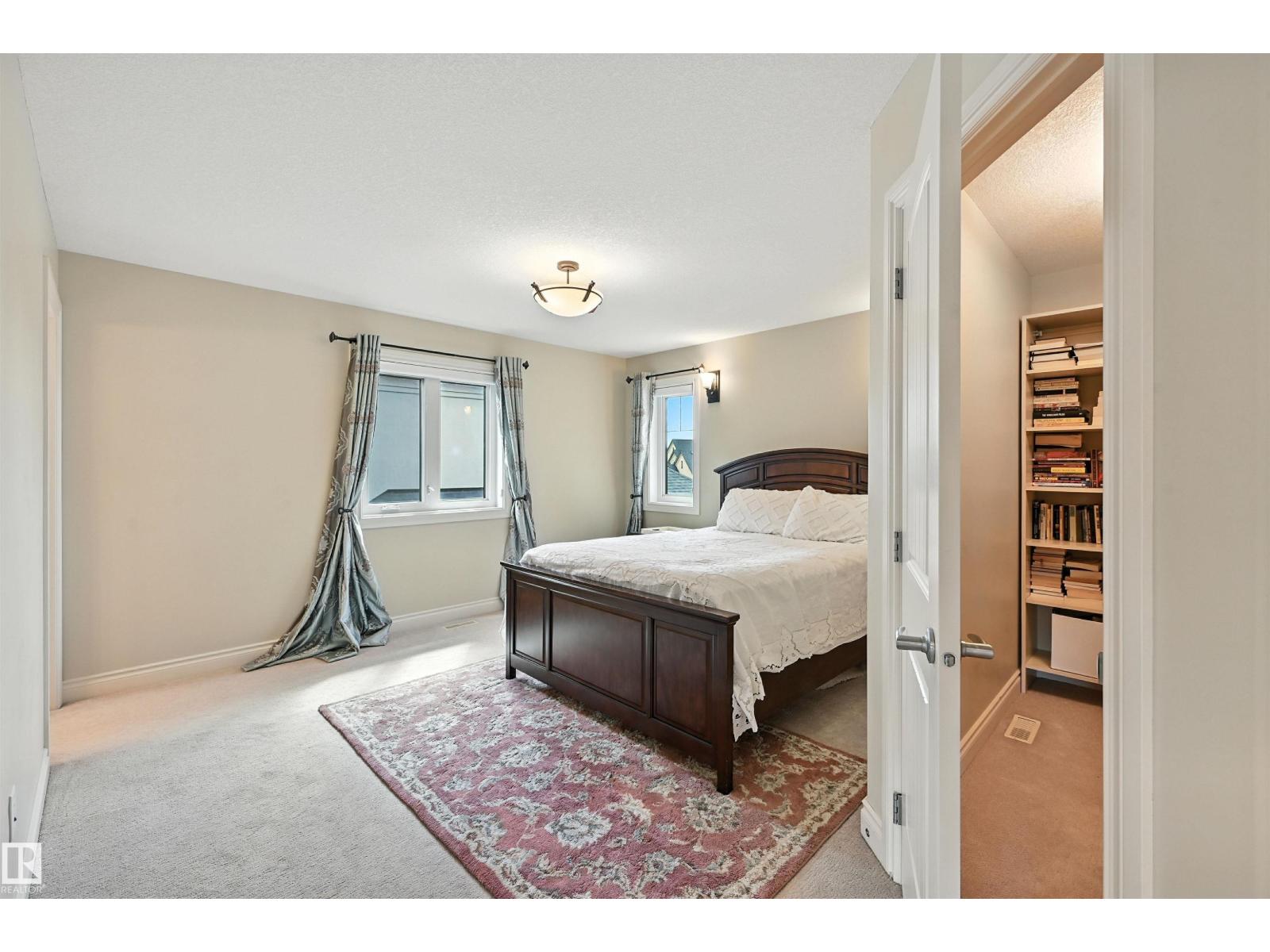 Photo 18 of 631 Howatt Dr Sw, Edmonton AB