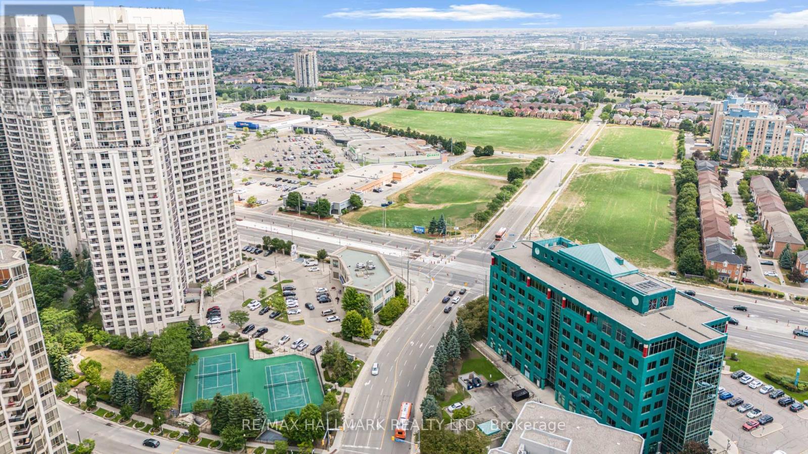 Photo 9 of B 4550 Hurontario Street, Mississauga ON