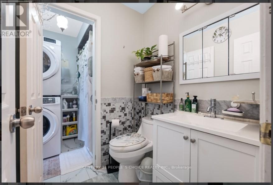 Photo 6 of 730 Meadowvale Road, Toronto ON