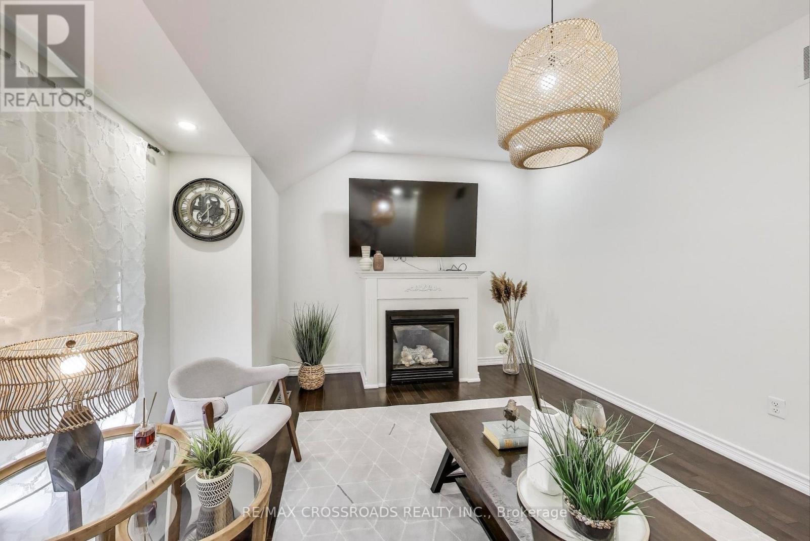 Photo 1 of 1104 Beneford Road, Oshawa ON