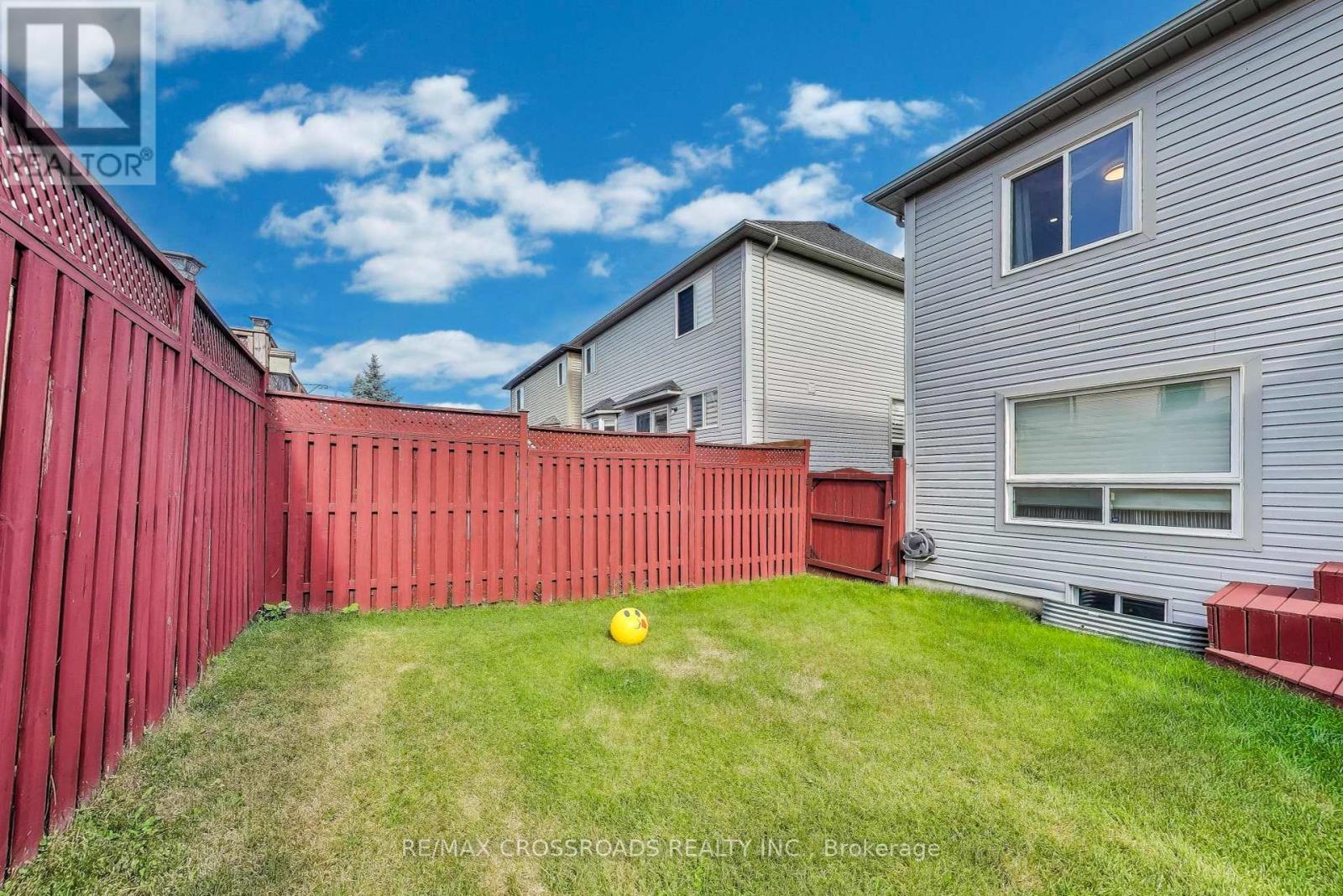 Photo 20 of 1104 Beneford Road, Oshawa ON