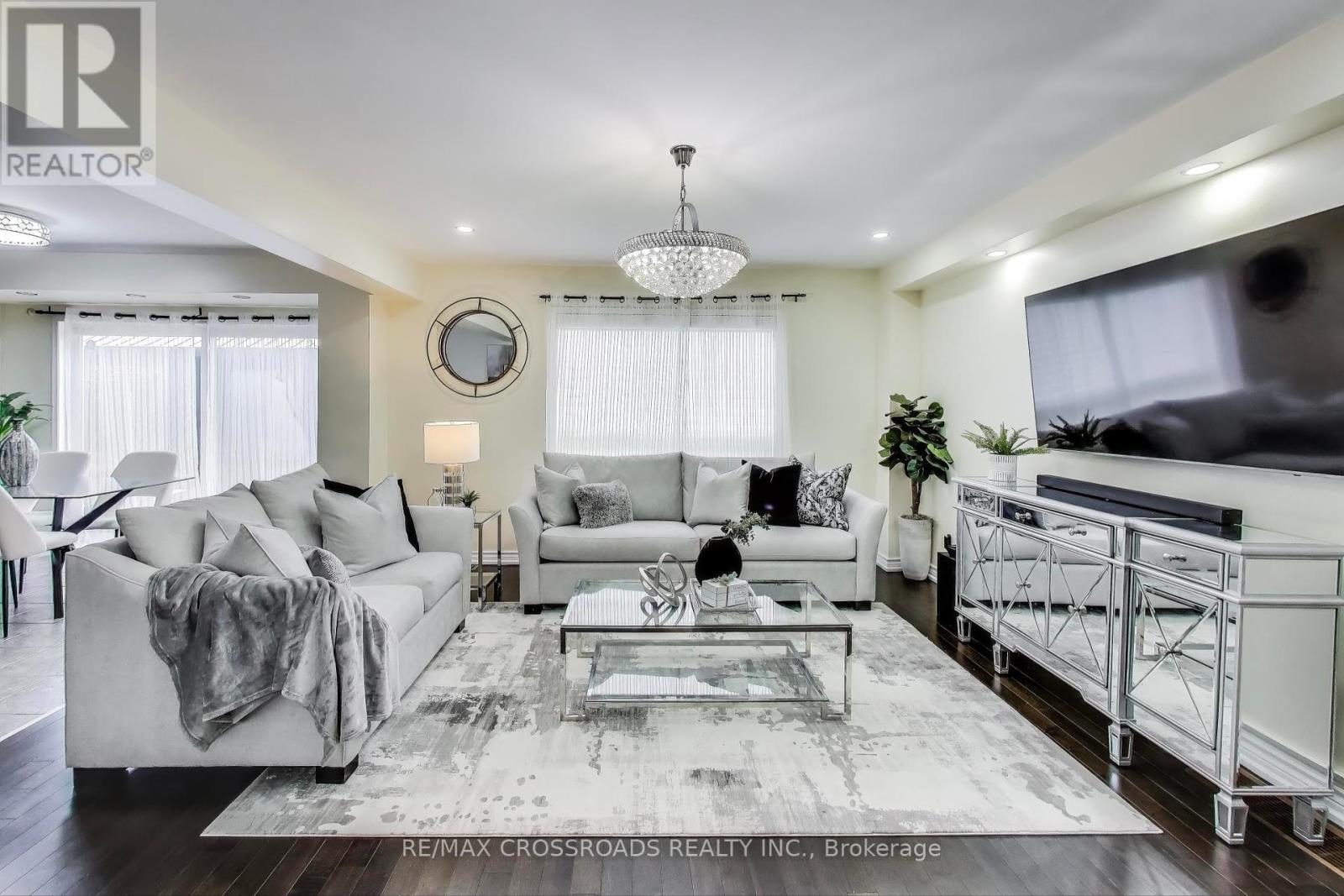 Photo 42 of 1104 Beneford Road, Oshawa ON