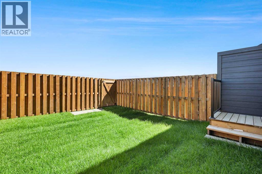 Photo 21 of 922 Wolf Willow Boulevard Se, Calgary AB