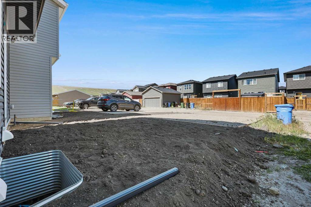Photo 15 of 178 Wolf Creek Park Se, Calgary AB
