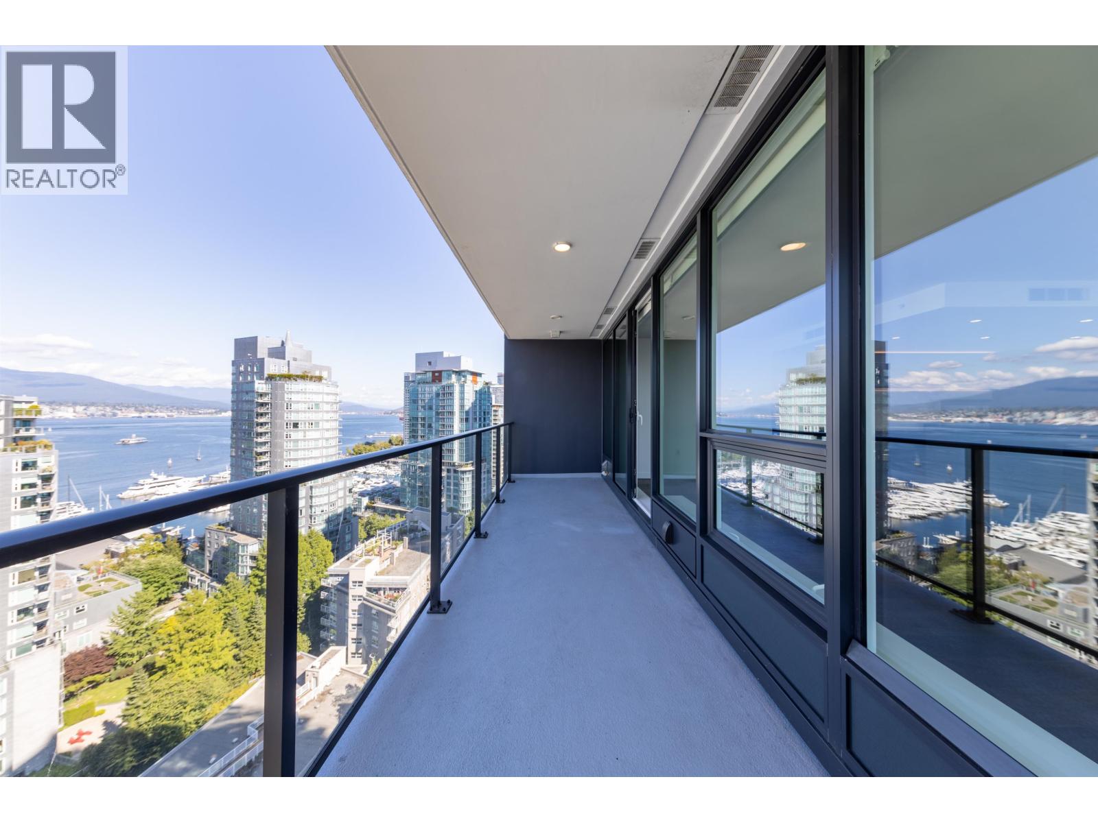 Photo 11 of 1701 620 Cardero Street, Vancouver BC