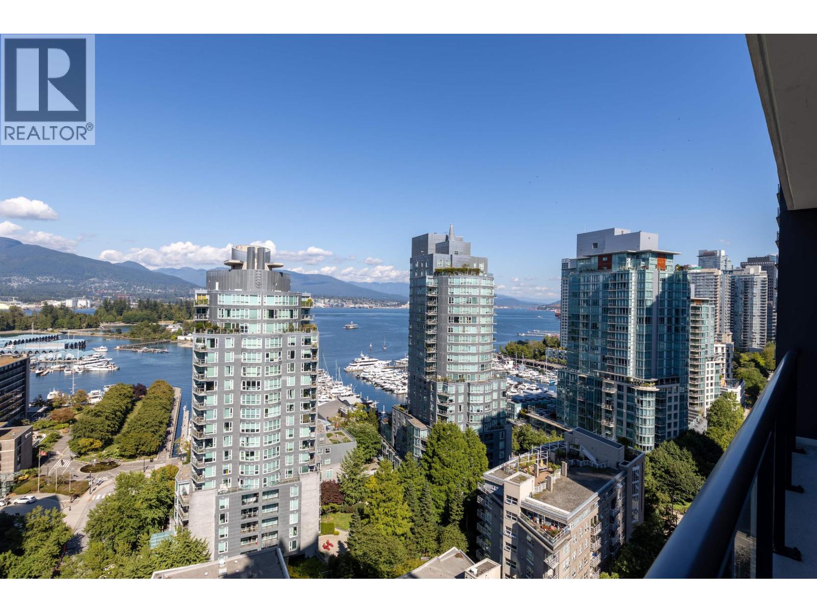 Photo 12 of 1701 620 Cardero Street, Vancouver BC