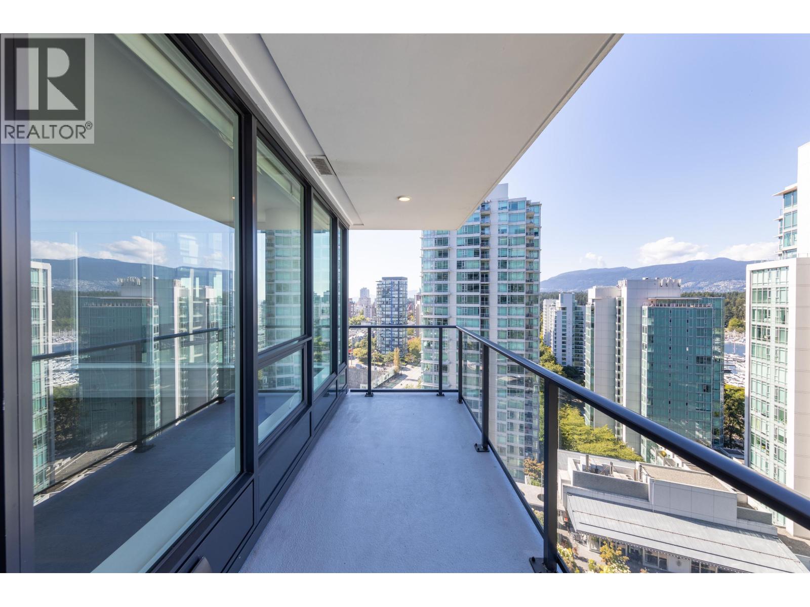 Photo 14 of 1701 620 Cardero Street, Vancouver BC