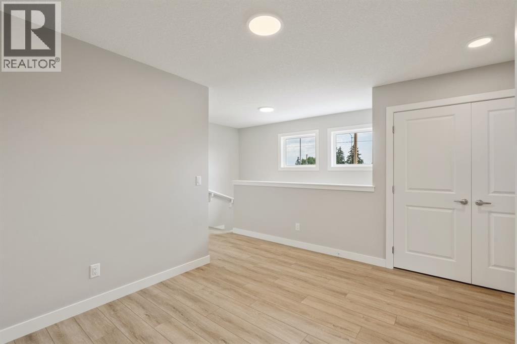 18 Alderwood Close SE, Calgary, Alberta