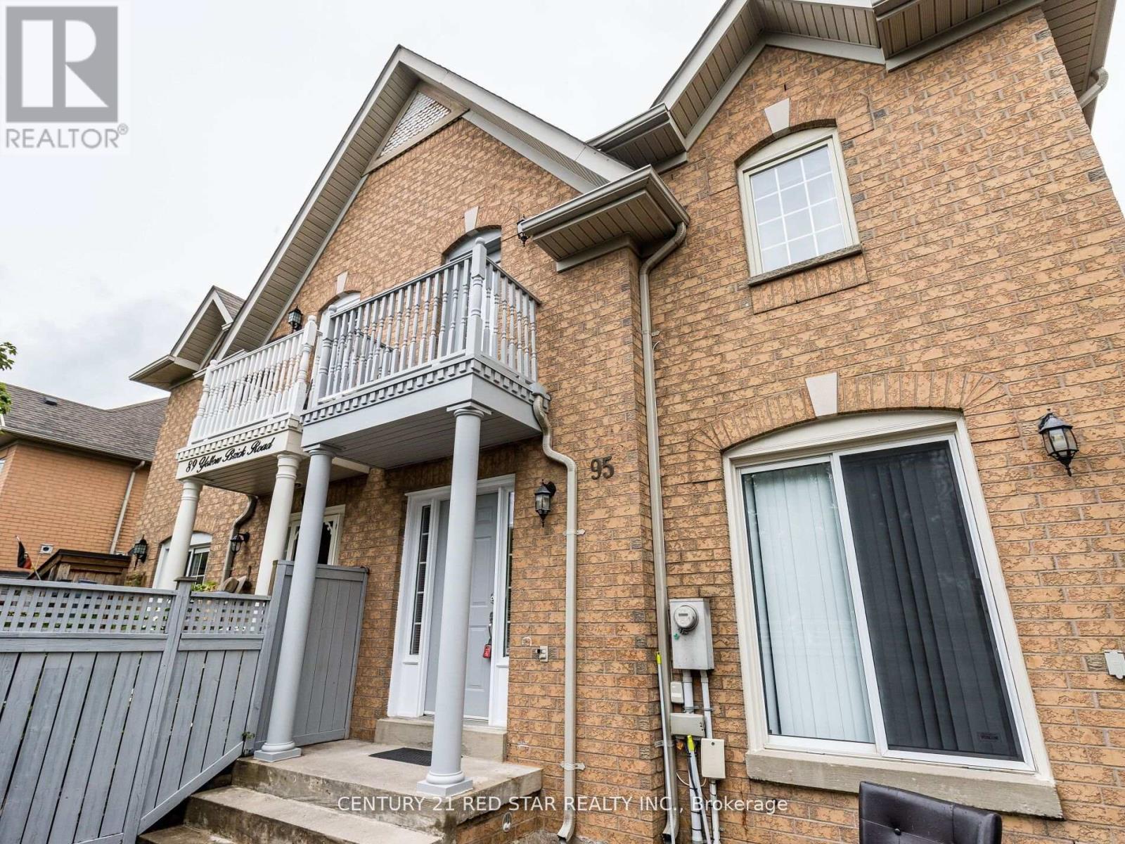 Photo 32 of 95 Yellow Brick Road, Brampton ON