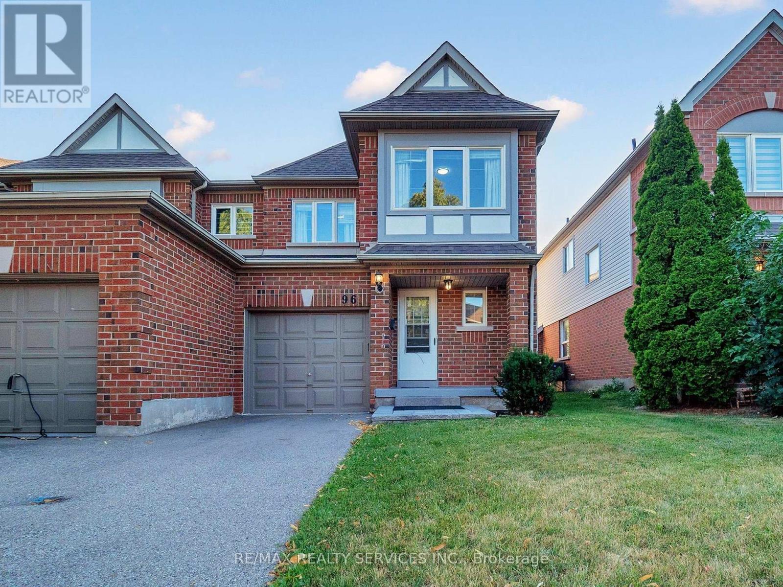 Photo 1 of 96 5230 Glen Erin Drive, Mississauga ON