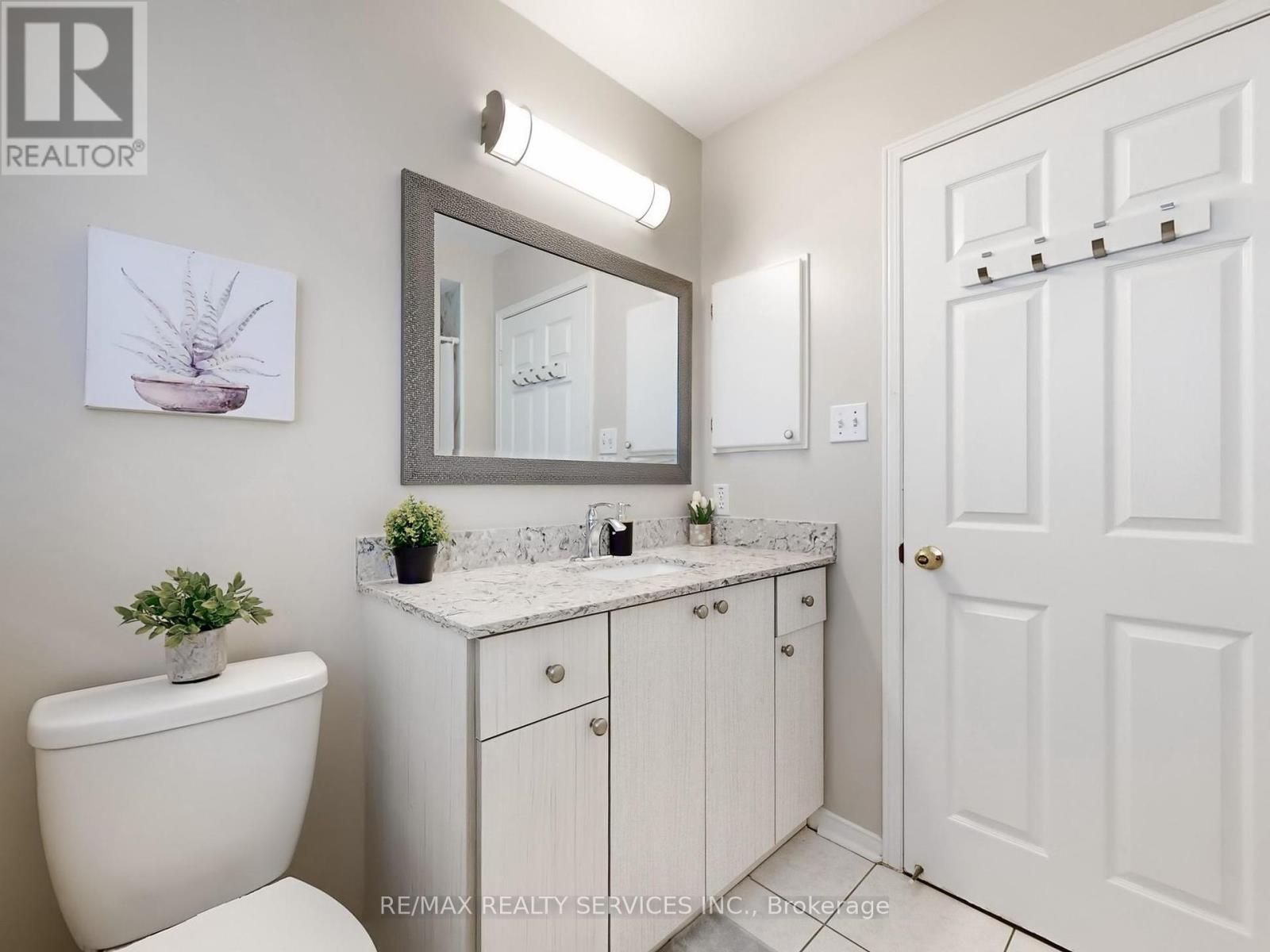 Photo 36 of 96 5230 Glen Erin Drive, Mississauga ON