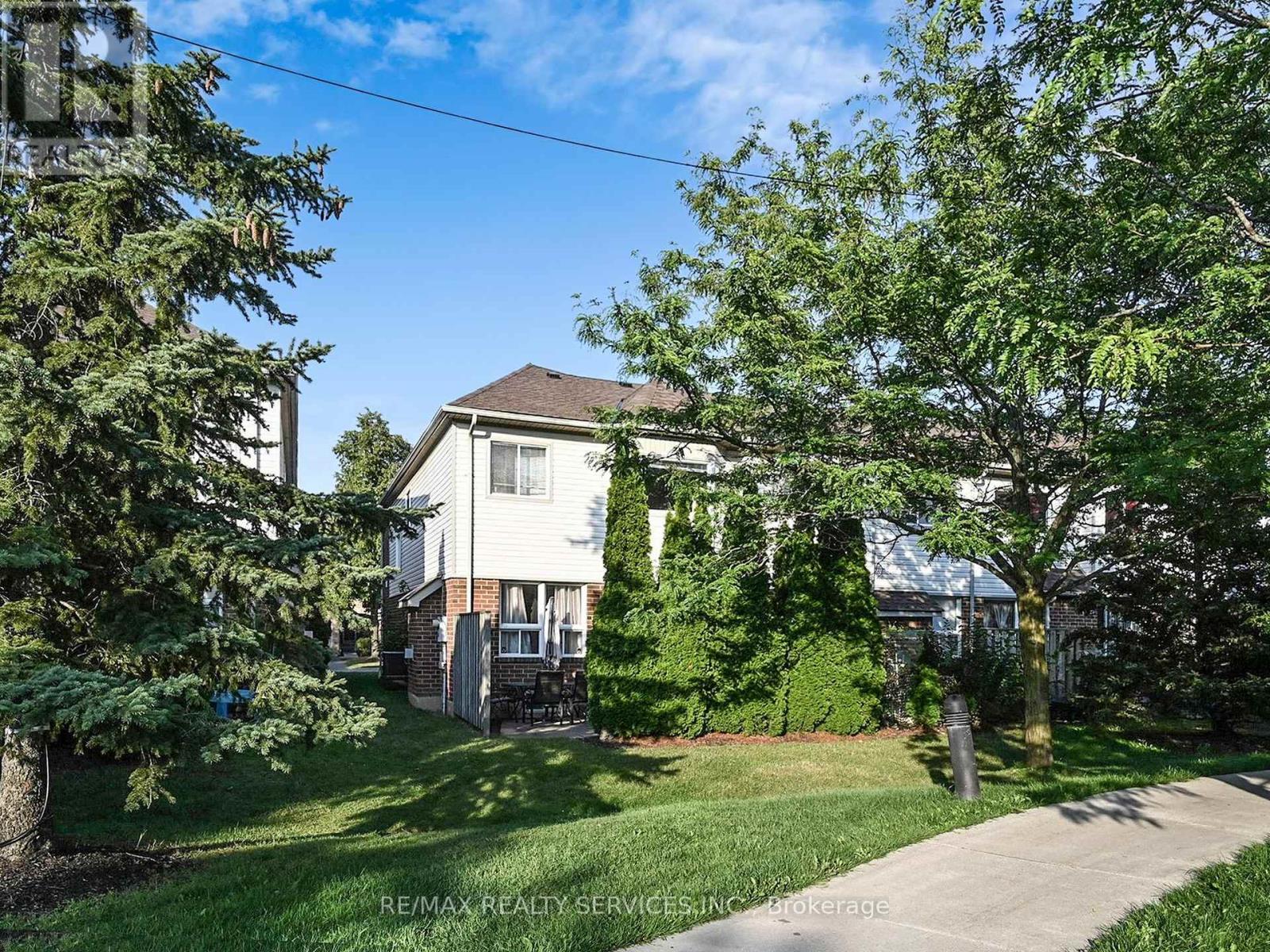 Photo 47 of 96 5230 Glen Erin Drive, Mississauga ON