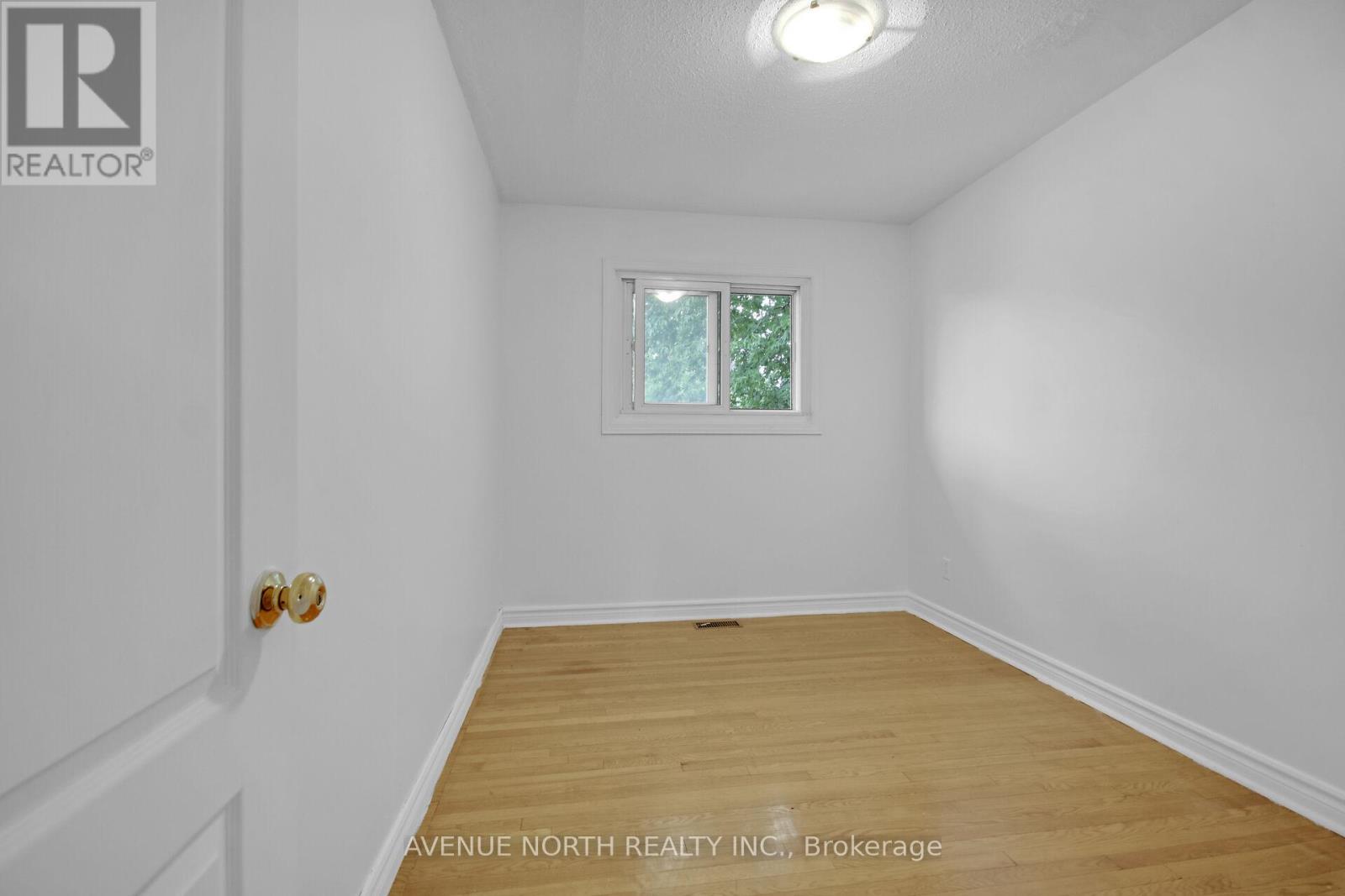 Photo 17 of 1254 Heron Road, Ottawa ON